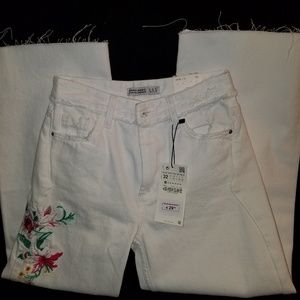 NWT Zara wide leg embroidered capri jeans